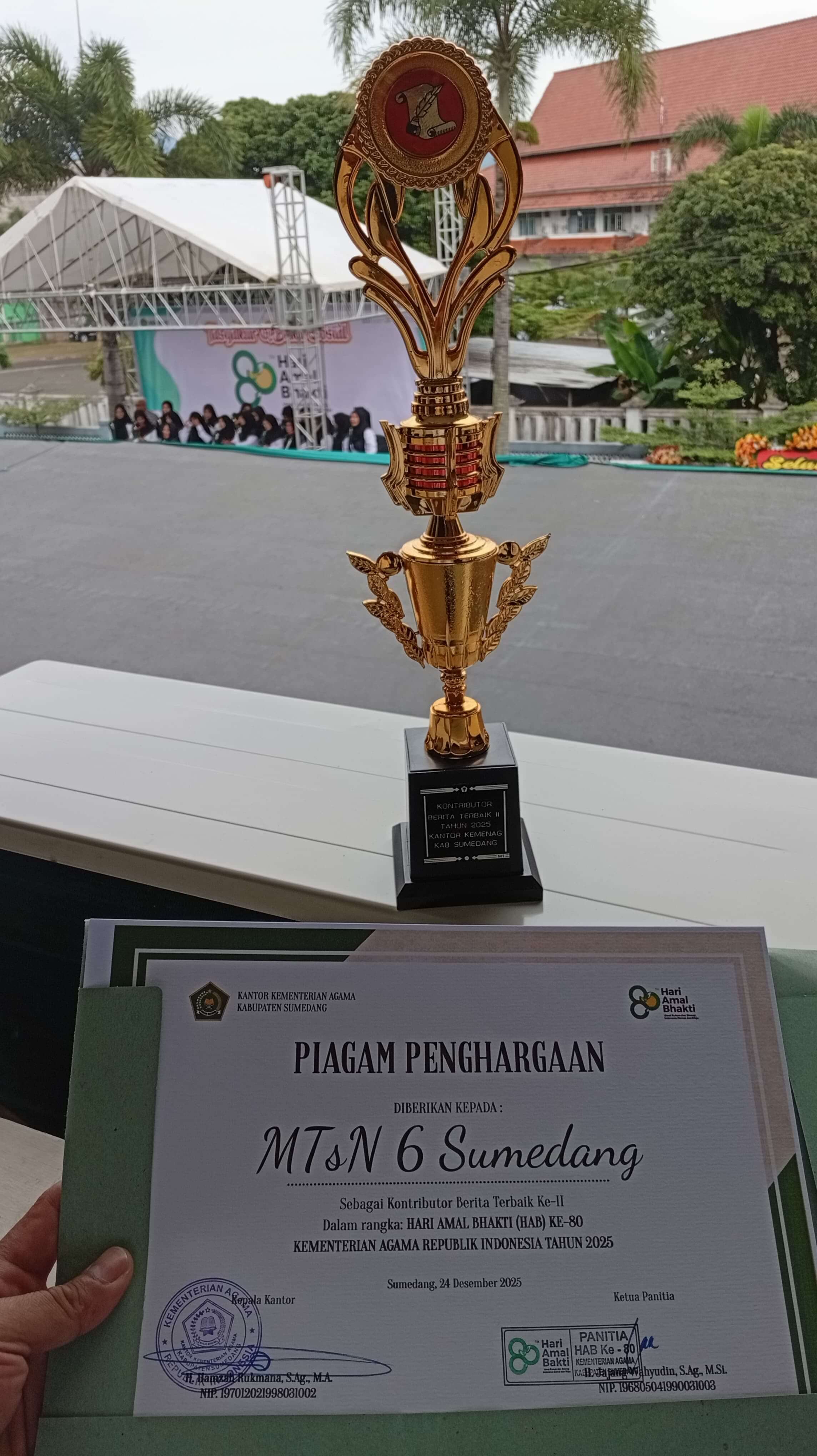 Selamat! MTsN 6 Sumedang Raih Penghargaan Kontributor Berita Terbaik II pada HAB Ke-80 Kemenag Kabupaten Sumedang